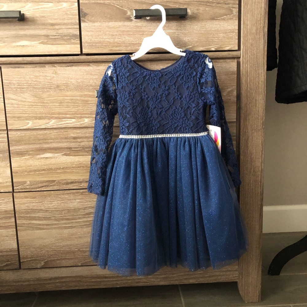 Girls dress